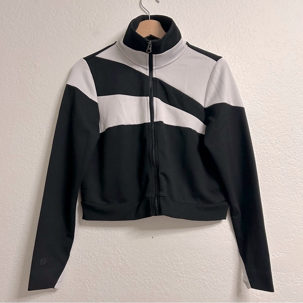 Sports Illustrated Black‎ and White Cropped Jacket, Size XS